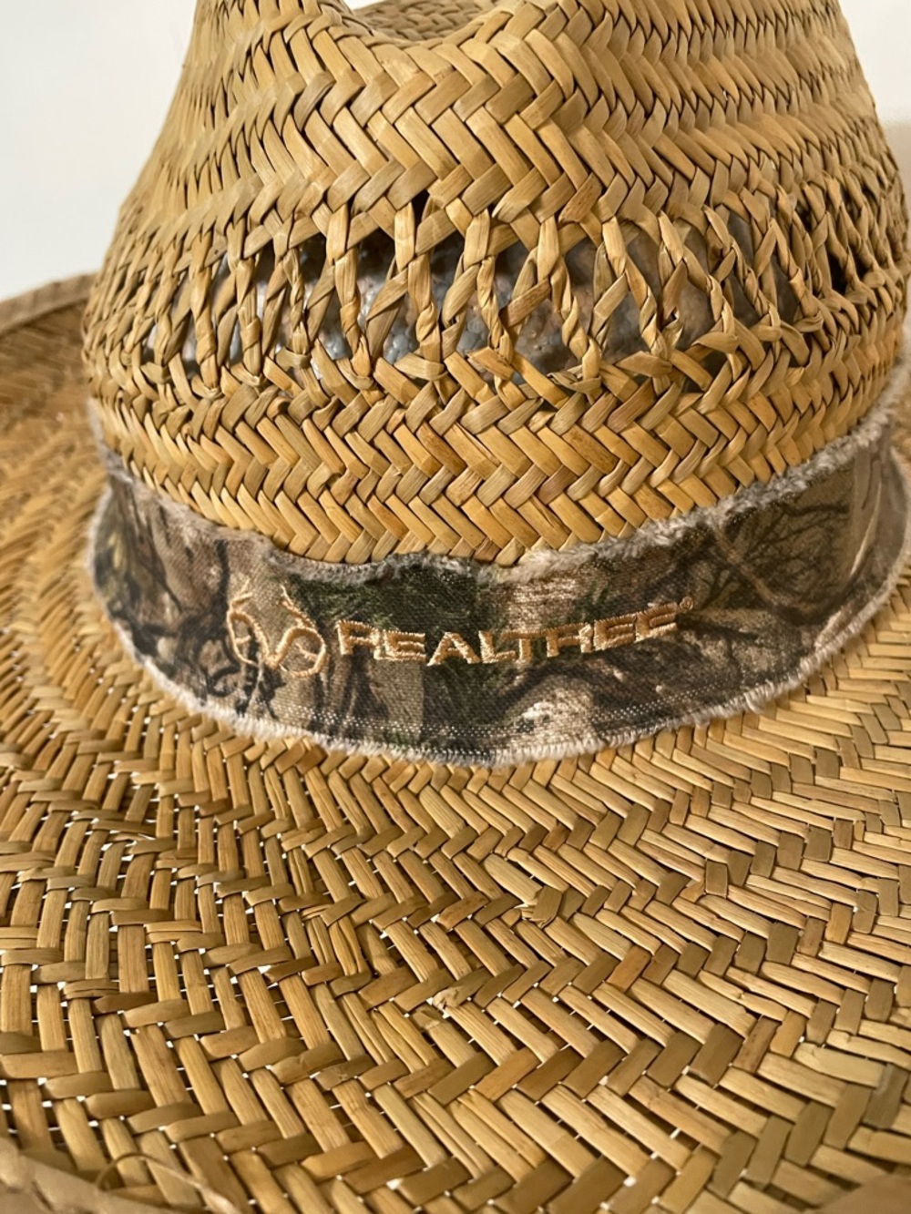 Real Tree Straw Hat - Picture 2 of 7